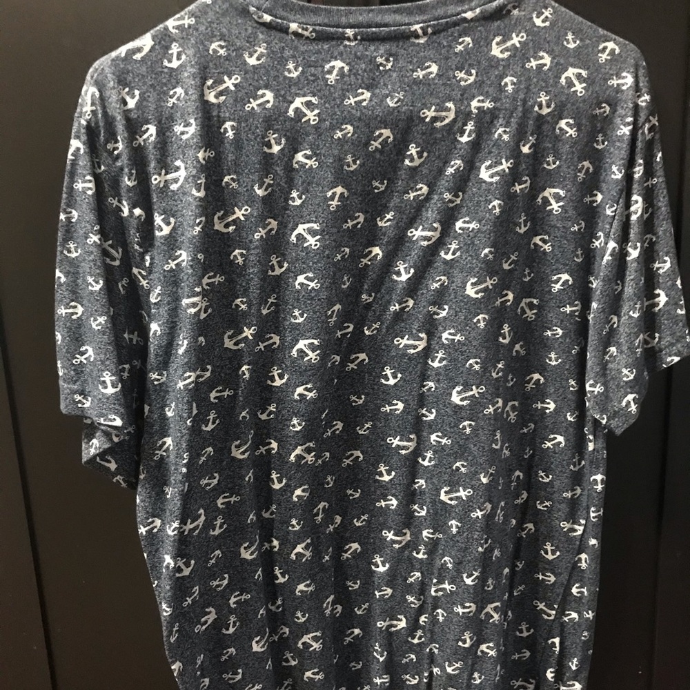 Blue tshirt with anchor pattern - Picture 3 of 5